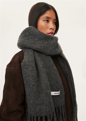 Hero scarf Dark Grey Melange Oval Square 